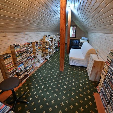 Casa De Vacanta Satic Piatra Craiului La Doi Viermi Zewnętrze zdjęcie