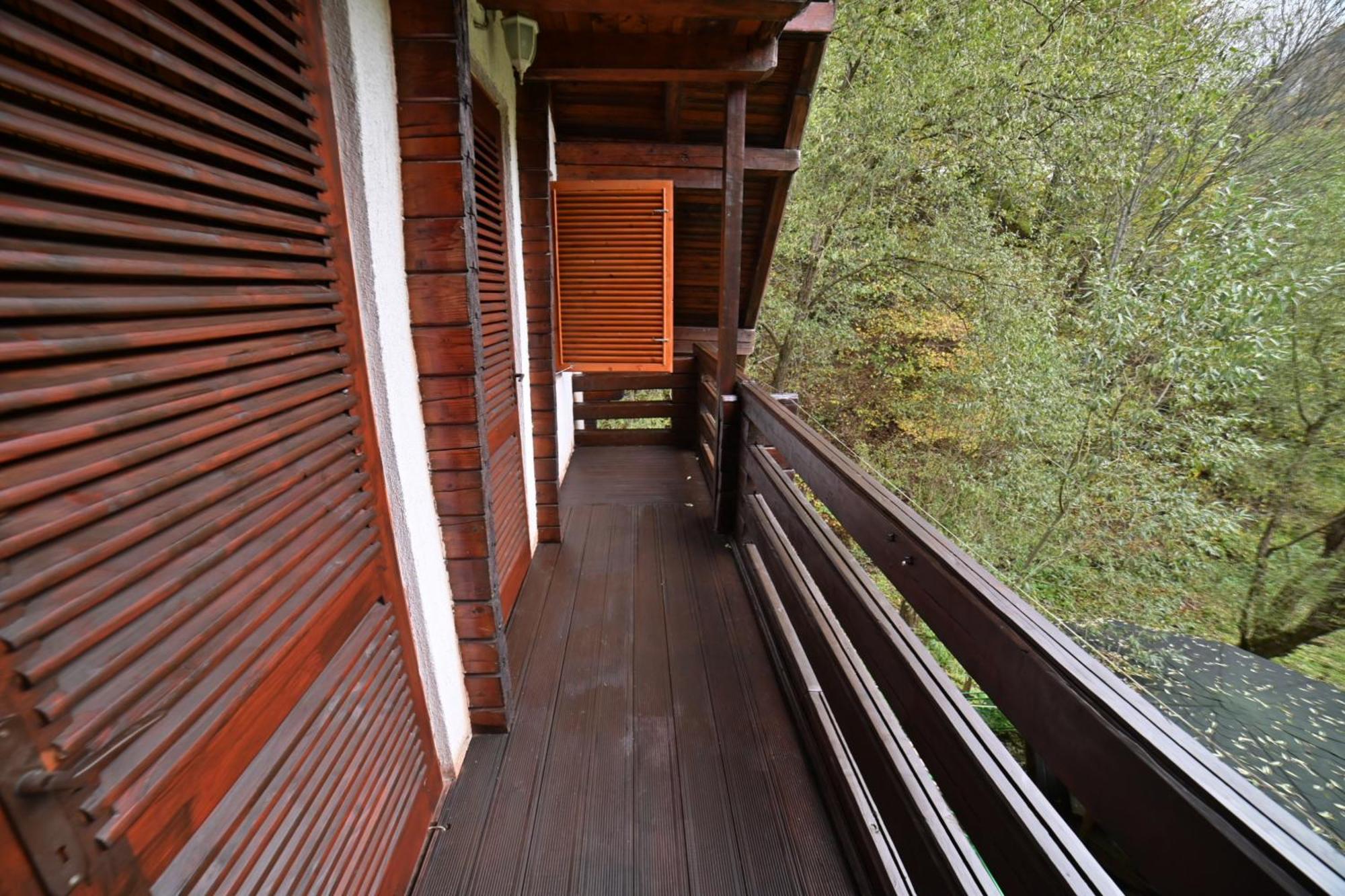 Casa De Vacanta Satic Piatra Craiului La Doi Viermi Zewnętrze zdjęcie